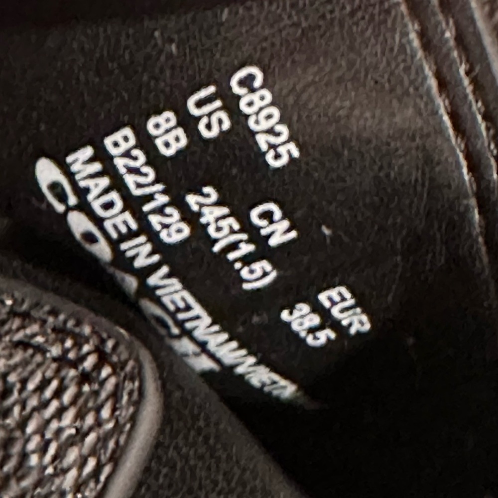 COACH Gwen Signature Black Golden Buckle Leather Strap Sandals 8B US / 38.5 EU - Picture 2 of 16